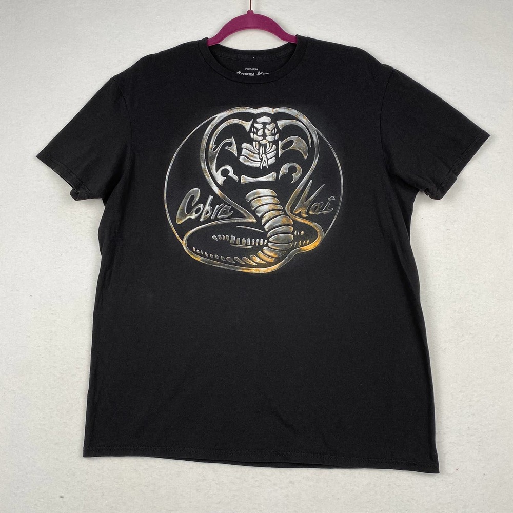 Fifth Sun Men's Size L Cobra Kai Metal Snake Strike First Logo‎ Tee Shirt